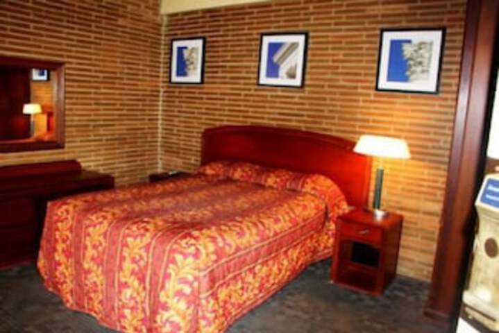 Scottish Inn - thumb 3