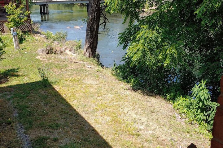 RoseWood Inn - thumb 4