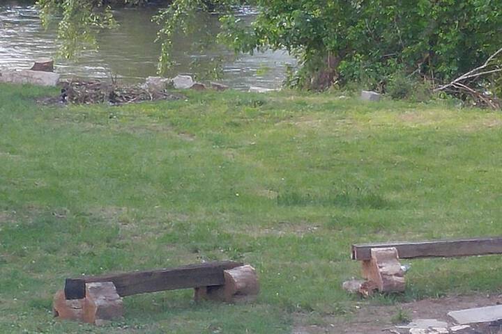 RoseWood Inn - thumb 7