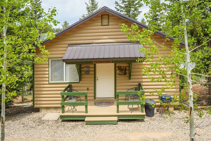 Duck Creek Village Inn - thumb 1