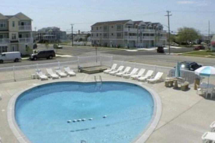 Chateau Bleu Resort Motel - thumb 2