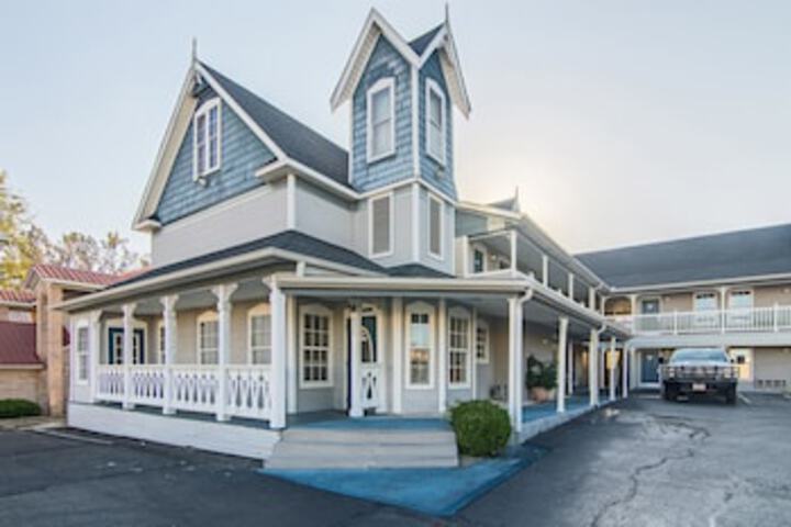 Motel 6 Paris, TX - thumb 0