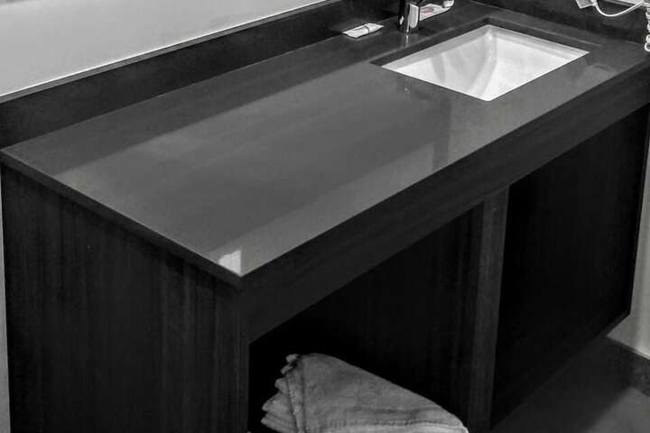 Jewel City Inn - thumb 6