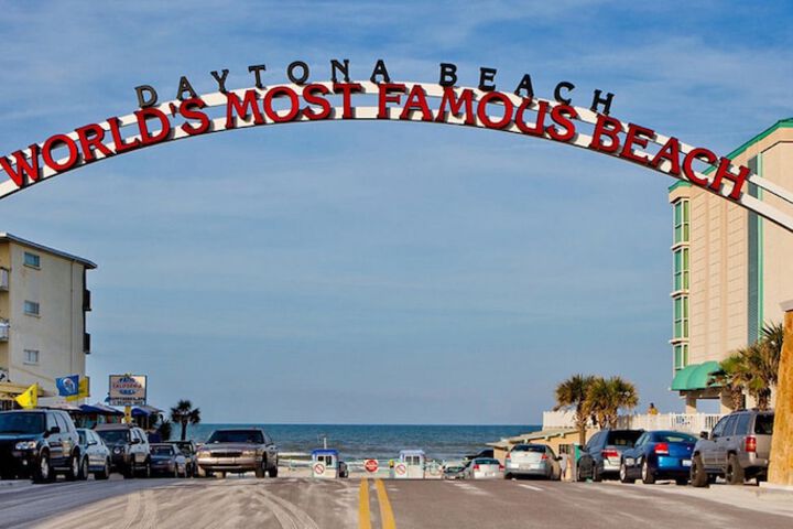 Pirates Cove Daytona Beach Resort - thumb 3