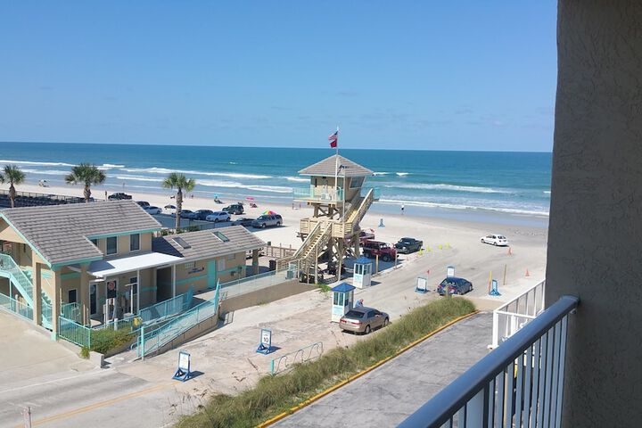 Pirates Cove Daytona Beach Resort - thumb 2