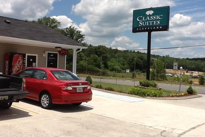 Classic Suites Cleveland - thumb 2