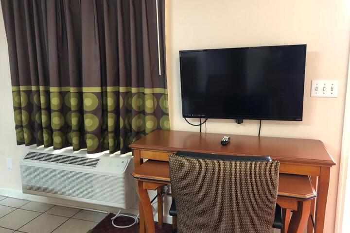 Classic Suites Cleveland - thumb 5