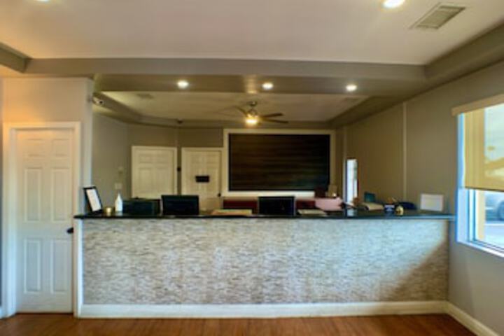 La Vista Inn - thumb 0