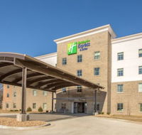 Holiday Inn Express  Suites Shawnee-Kansas City West an IHG Hotel - Tourism Bookings