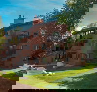 Sleeping Indian by JHRL - Tourism Bookings