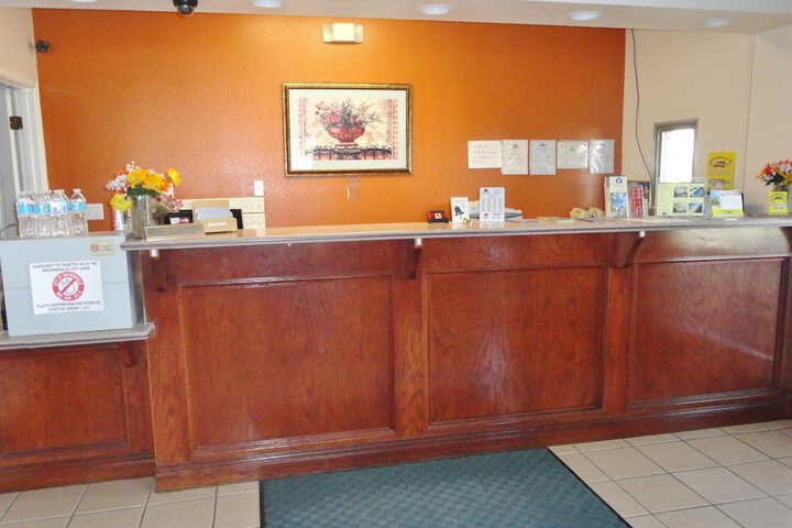 Americas Best Value Inn Brownsville - thumb 5