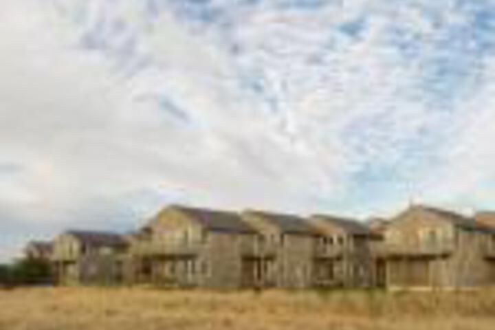 Lighthouse Oceanfront Resort - thumb 0