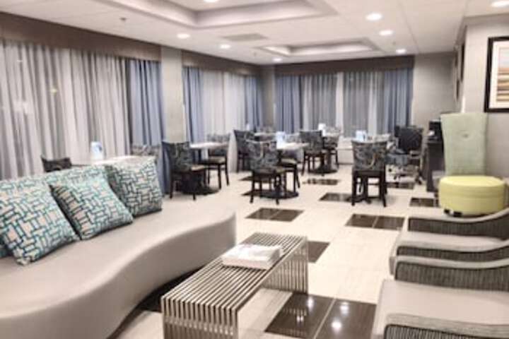 Wyndham Garden Charlotte Executive Park - thumb 3