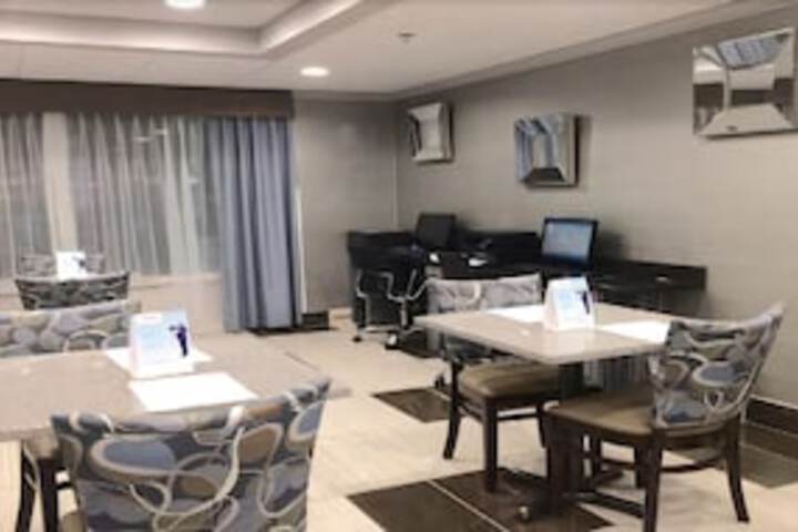 Wyndham Garden Charlotte Executive Park - thumb 2