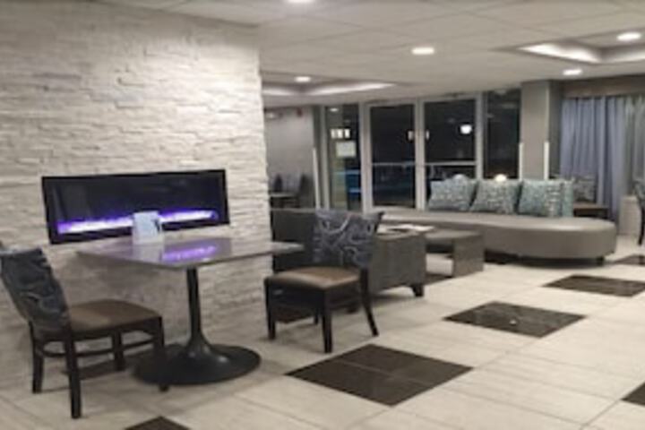 Wyndham Garden Charlotte Executive Park - thumb 1