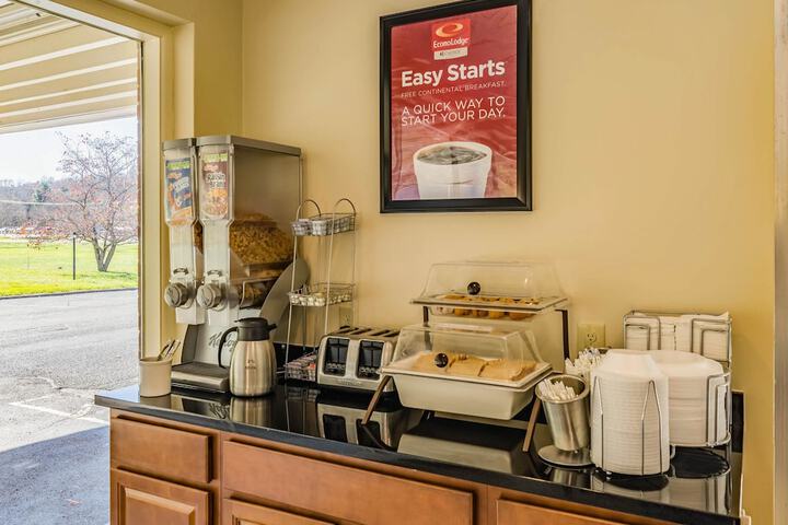 Econo Lodge Lexington Downtown Near I-81 - thumb 6