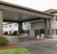 Quality Inn  Suites Sneads Ferry - North Topsail Beach - USA Accommodation