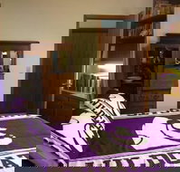 Lazy T Ranch Guest House - Hotels Santiago