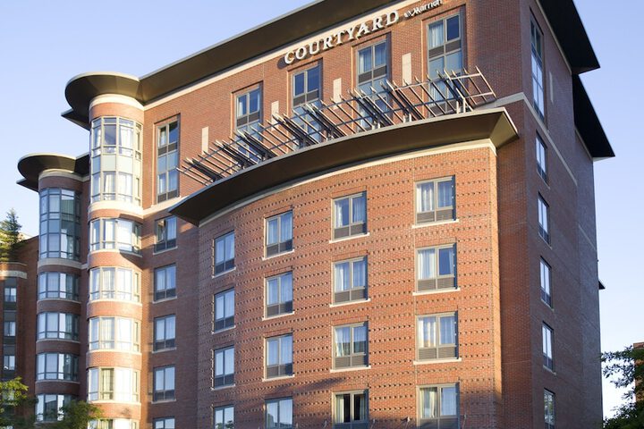 Courtyard By Marriott Boston Brookline - thumb 1