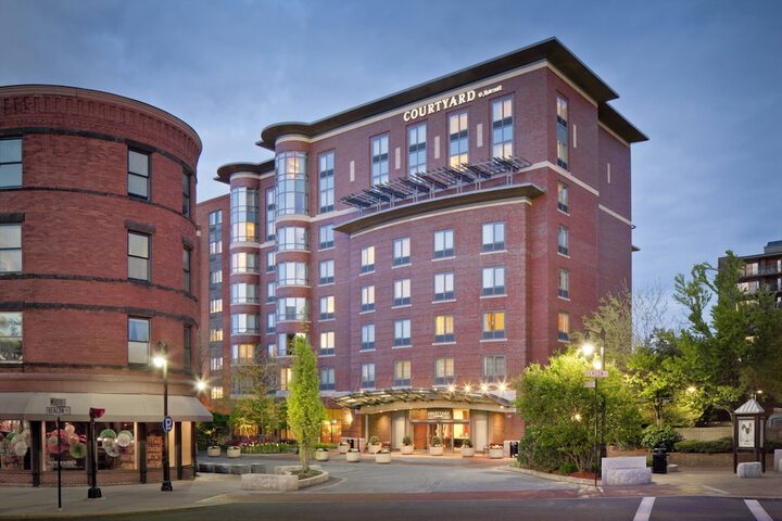 Courtyard By Marriott Boston Brookline - thumb 2