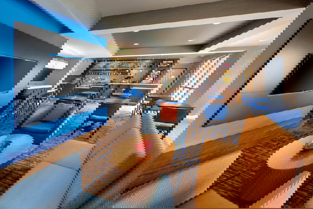 Courtyard By Marriott Grand Rapids Airport - thumb 5