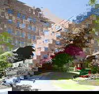 Courtyard by Marriott Kansas City Country Club Plaza - Tourism Bookings