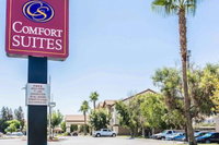 Comfort Suites Bakersfield