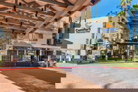 Comfort Inn  Suites Orange County John Wayne Airport