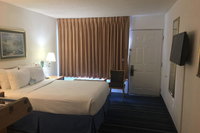 Days Inn by Wyndham West Palm Beach