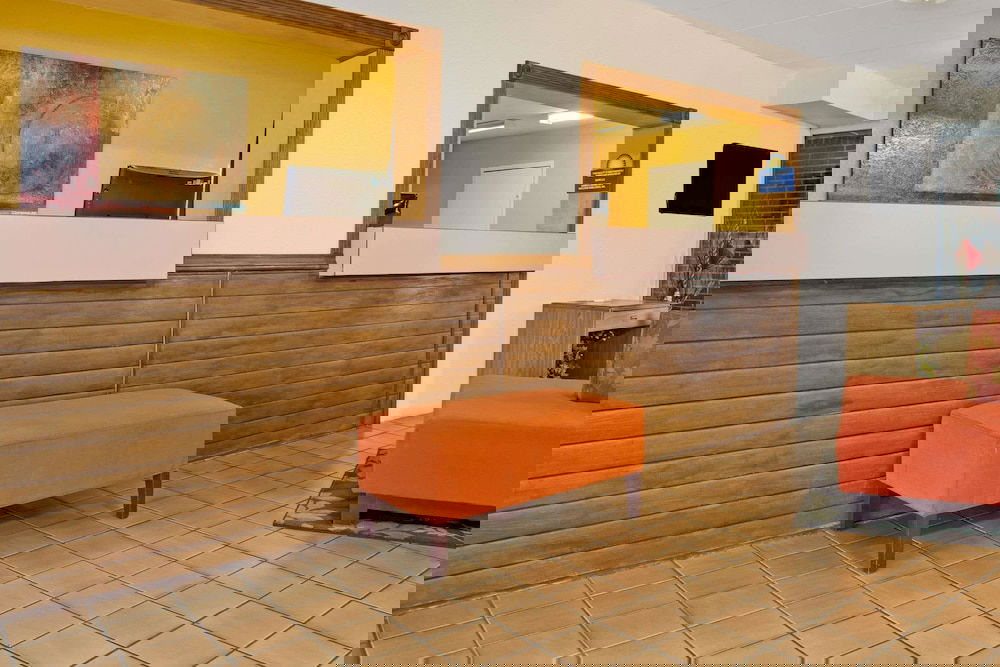 Days Inn By Wyndham Cincinnati East - thumb 3