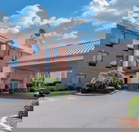 Comfort Suites Airport - Tourism Bookings