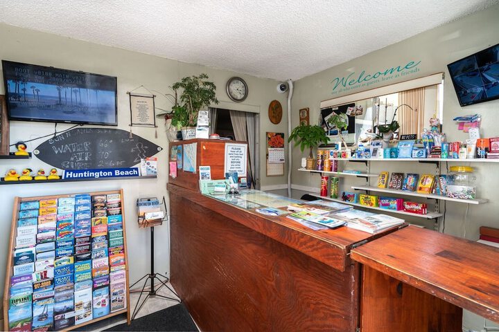 Sun N Sands Inn - thumb 1