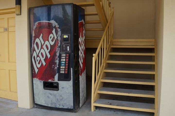 Travelers Inn - thumb 4