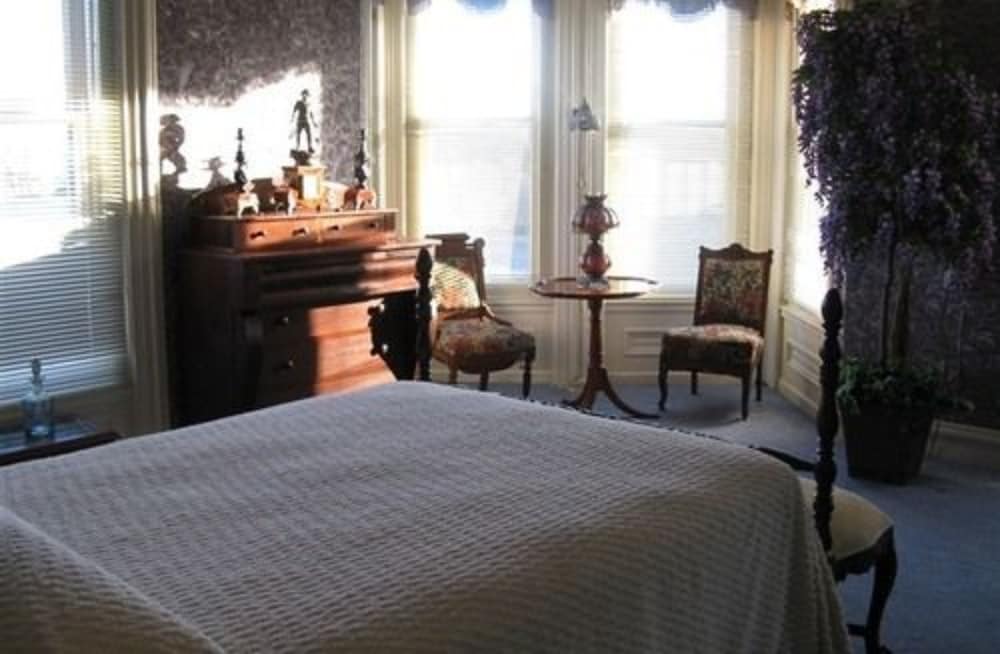 Riverview Mansion B&B - thumb 0