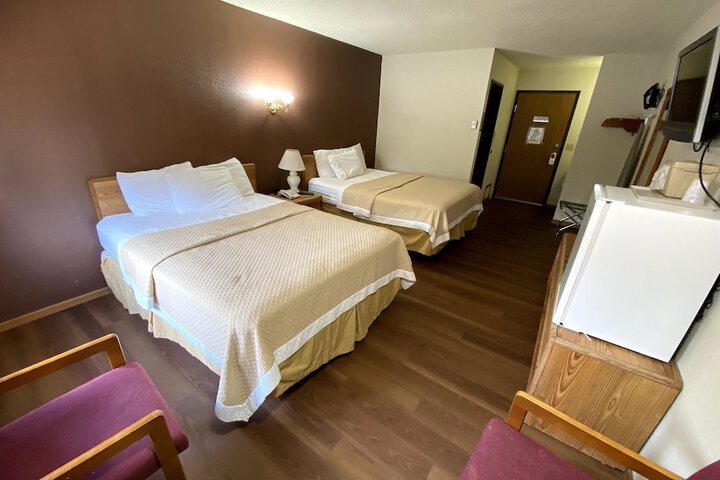 Woodlands Inn & Suites - thumb 7