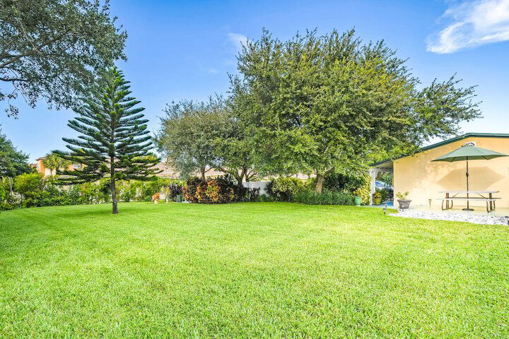 Tequesta Palms Inn - thumb 1