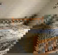 Mountain Meadows - Tourism Bookings