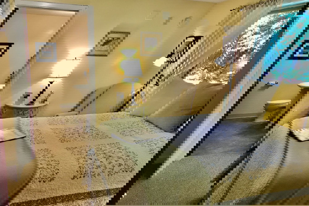 White Horse Inn - thumb 3