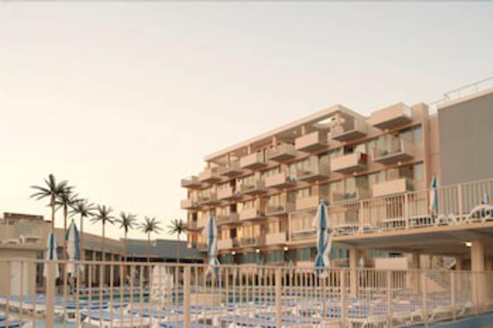 Oceanfront Pan American Hotel - thumb 3