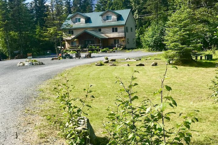 Twin Peaks Lodge And RV Park - thumb 3