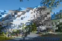 Inn of Treasured Memories