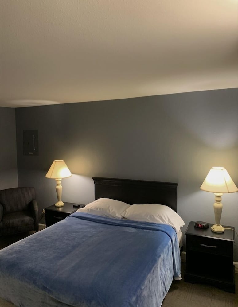 Rumorz Neighborhood Hideaway - thumb 5