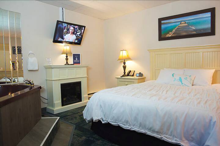 Carbone's Beachside Suites - thumb 7