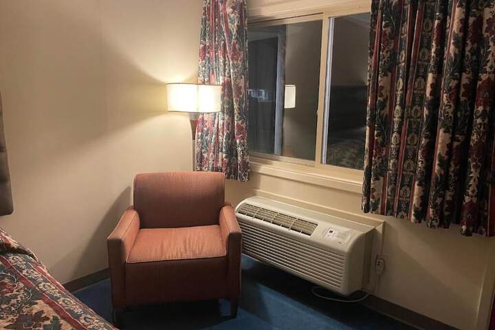 Dollinger's Motor Inn - thumb 5