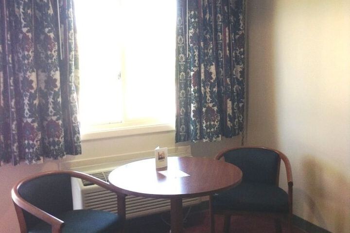 Dollinger's Motor Inn - thumb 7