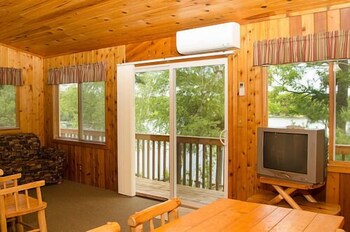 Woodland Beach Resort - thumb 1