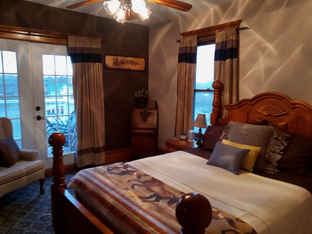 Hitching Horse Inn - thumb 2