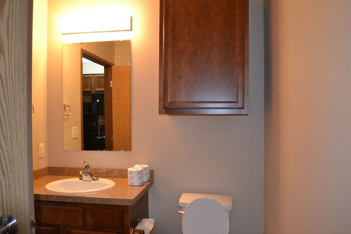 Bismarck Motor Motel - thumb 2