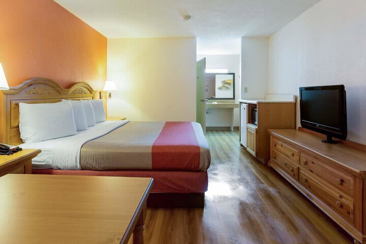 Motel 6 Clarksville, TN - thumb 7