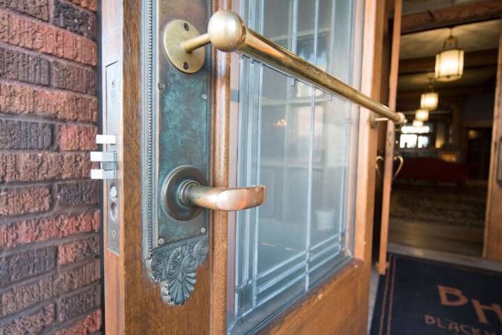 The Black Hawk Hotel - thumb 1